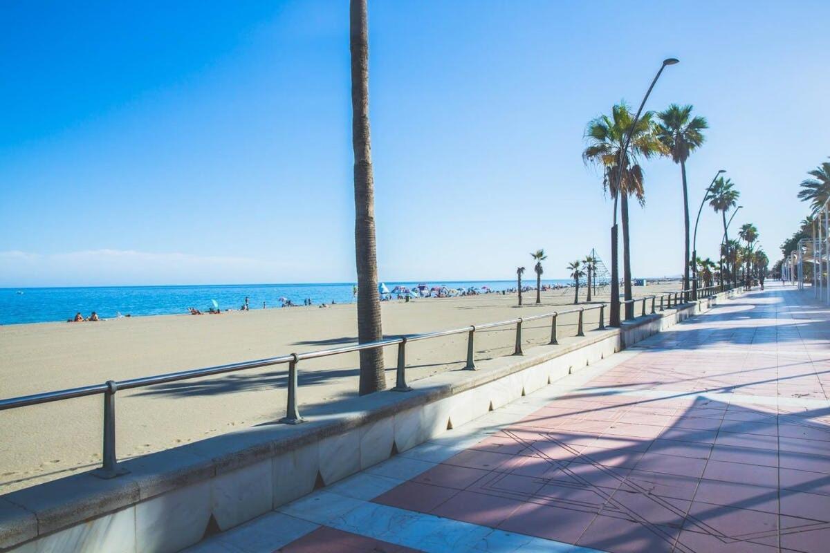 Espectacular Piso En Primera Linea De Playa Estepona Exterior foto